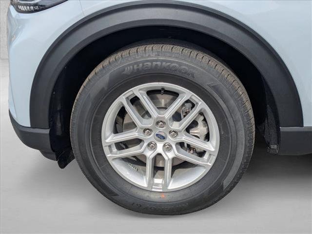 new 2026 Ford Explorer car, priced at $39,180