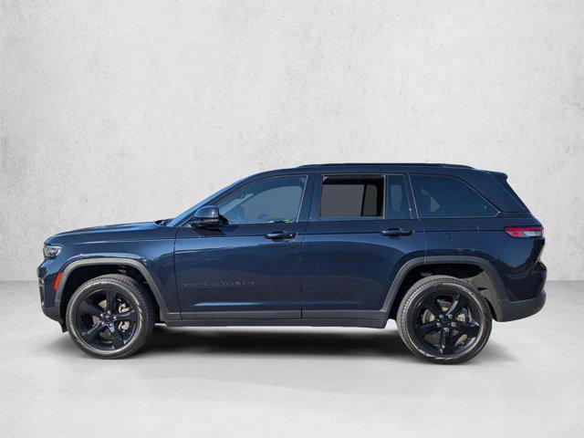 used 2024 Jeep Grand Cherokee car, priced at $37,791