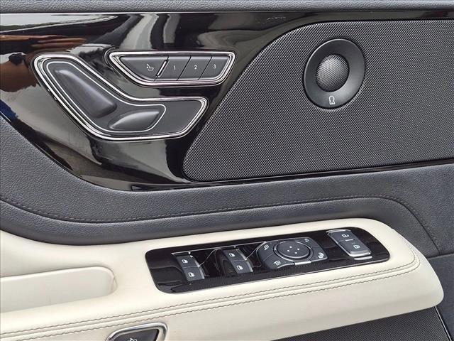 used 2025 Lincoln Aviator car, priced at $61,488