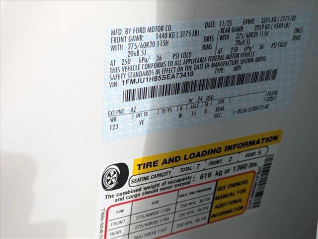 new 2025 Ford Expedition car, priced at $69,606