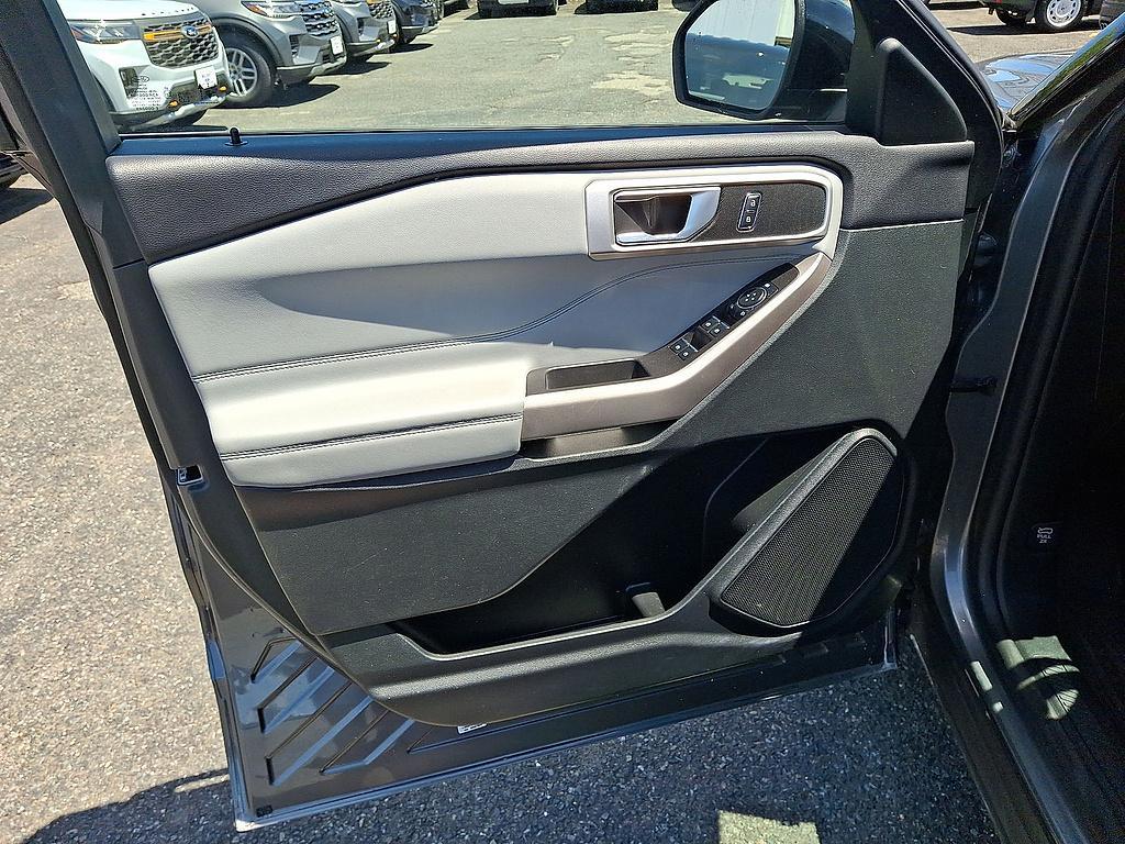 used 2023 Ford Explorer car, priced at $31,622