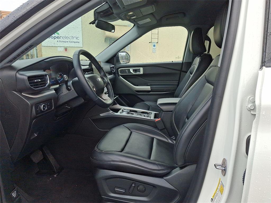 used 2023 Ford Explorer car, priced at $32,000