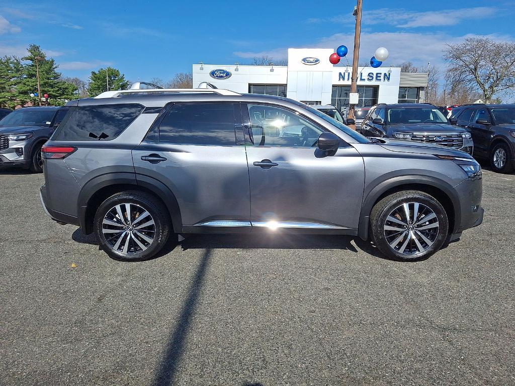 used 2025 Nissan Pathfinder car, priced at $43,500