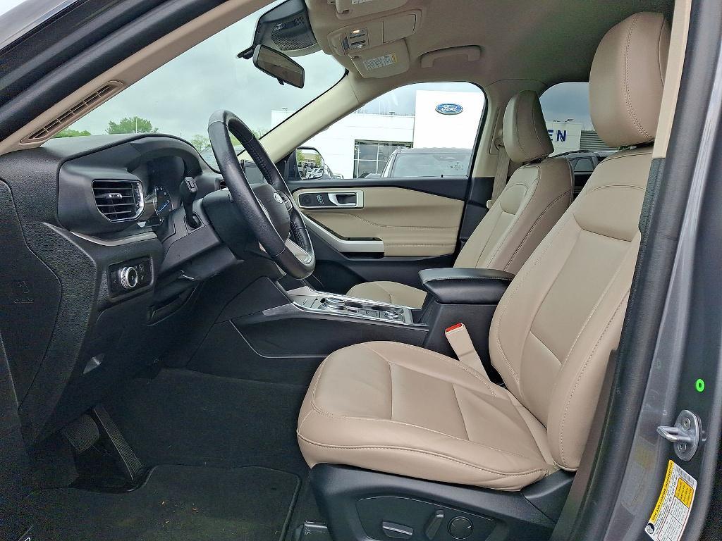 used 2022 Ford Explorer car, priced at $29,264
