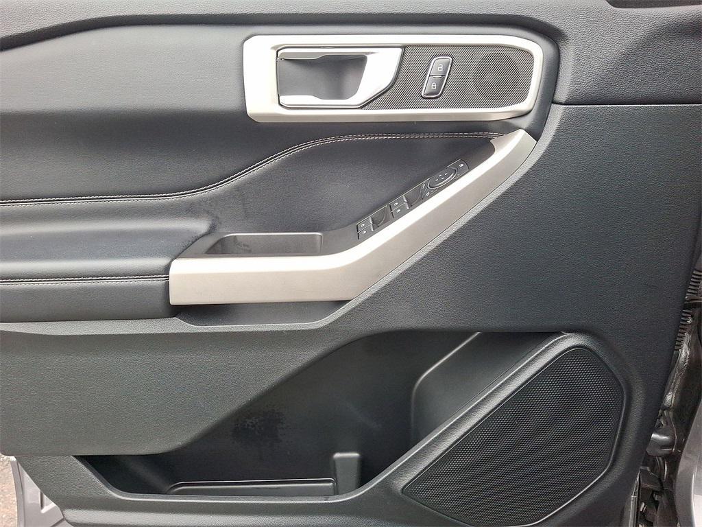 used 2022 Ford Explorer car, priced at $28,400