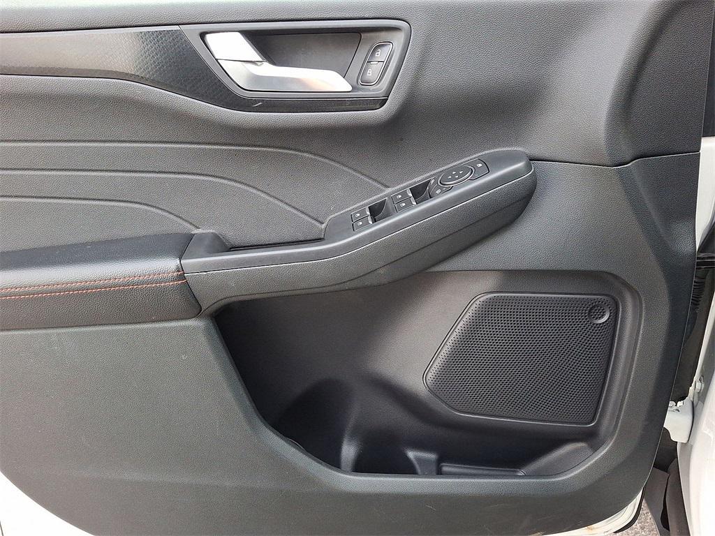 used 2022 Ford Escape car, priced at $21,500