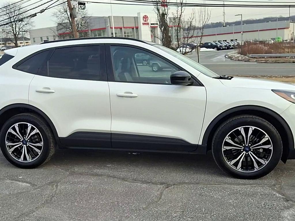 used 2022 Ford Escape car, priced at $20,500