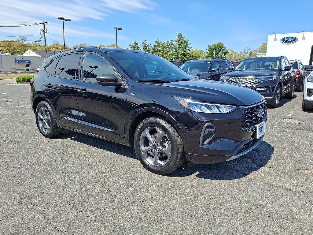 used 2023 Ford Escape car, priced at $23,500