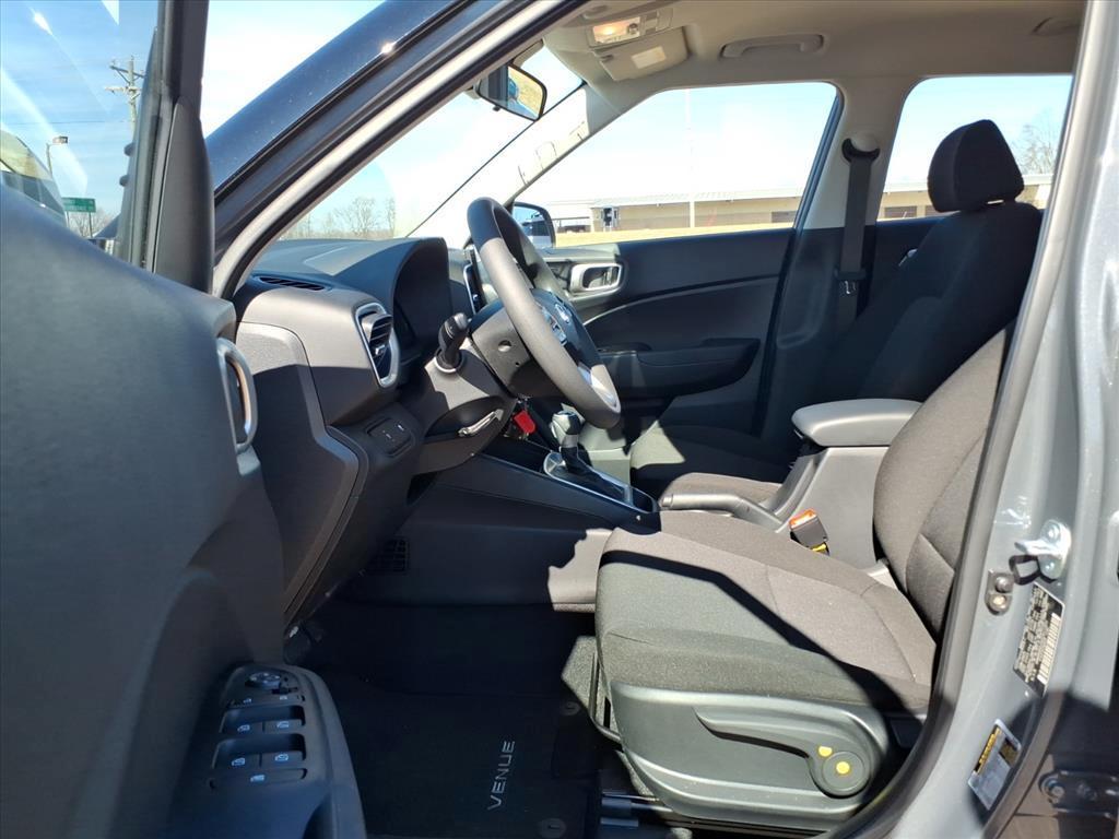 new 2025 Hyundai Venue car, priced at $21,821