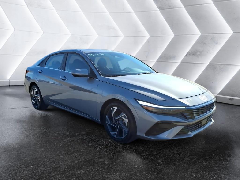 used 2025 Hyundai Elantra car, priced at $21,985