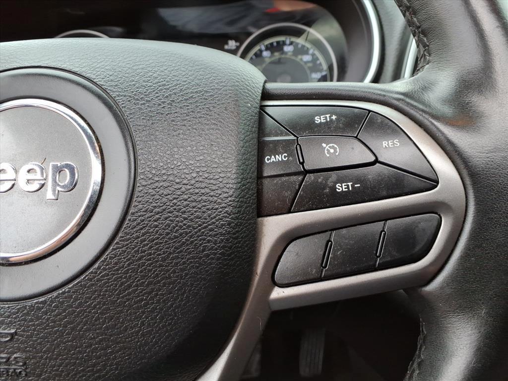 used 2019 Jeep Cherokee car, priced at $18,488