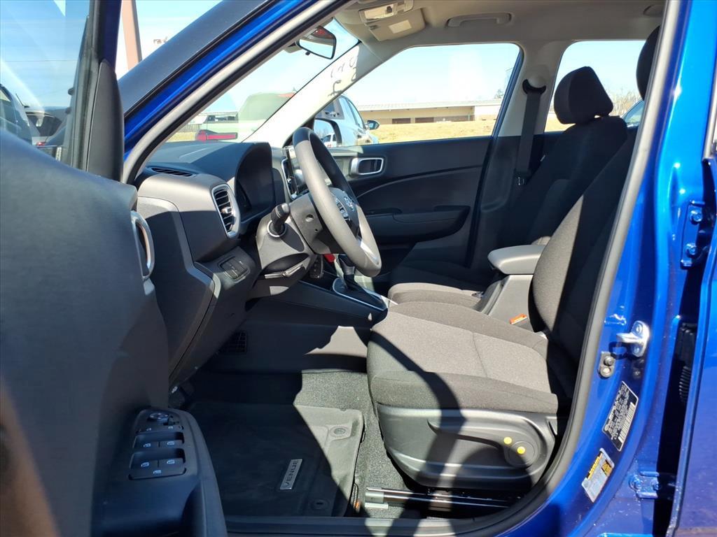 new 2025 Hyundai Venue car, priced at $21,940