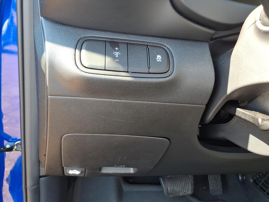 new 2025 Hyundai Venue car, priced at $21,940