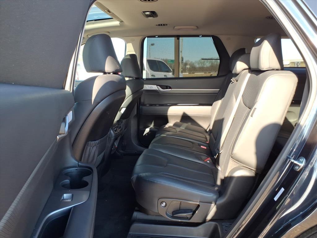 used 2024 Hyundai Palisade car, priced at $31,648