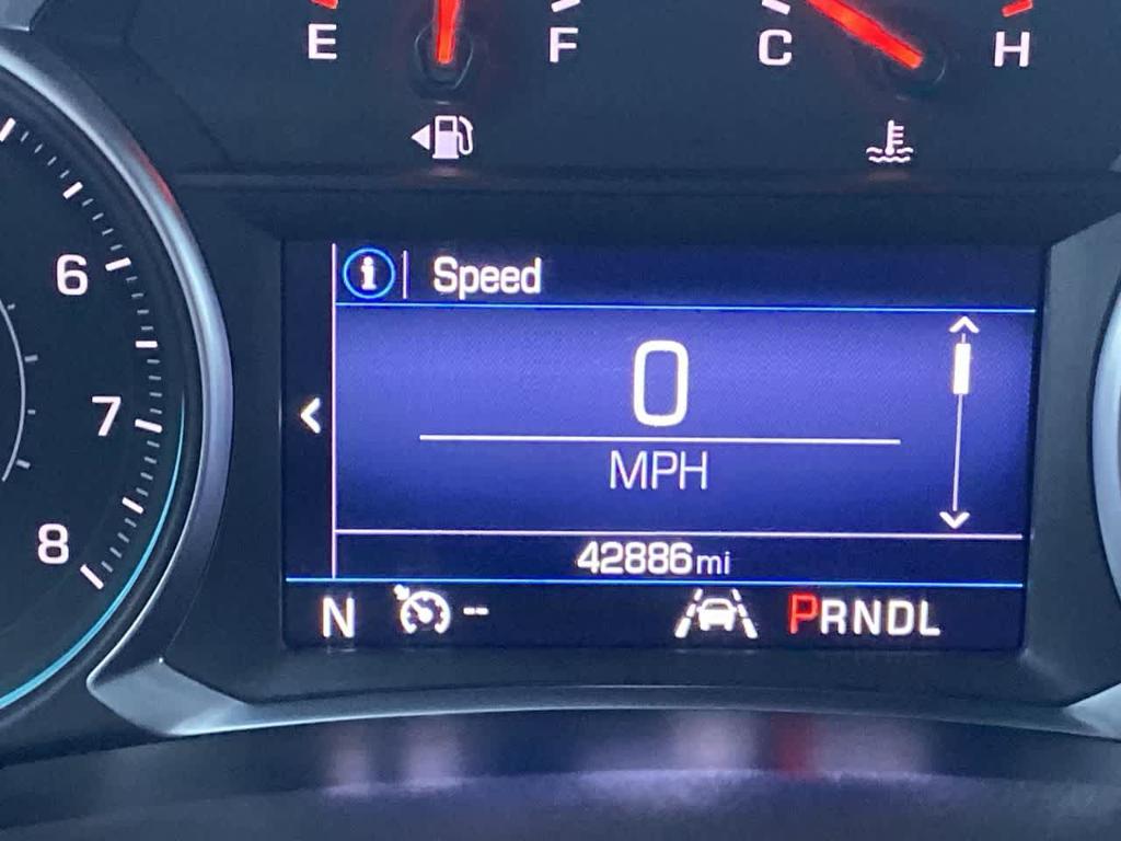 used 2020 Chevrolet Equinox car, priced at $18,878