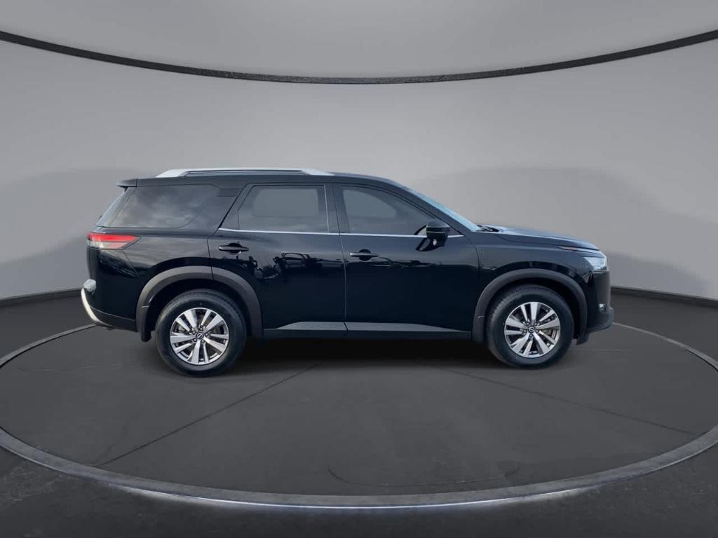 used 2023 Nissan Pathfinder car, priced at $28,997