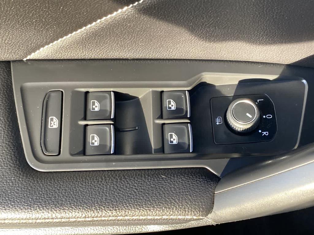 used 2022 Volkswagen Tiguan car, priced at $20,997