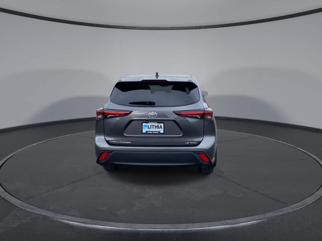 used 2024 Toyota Highlander car, priced at $34,569