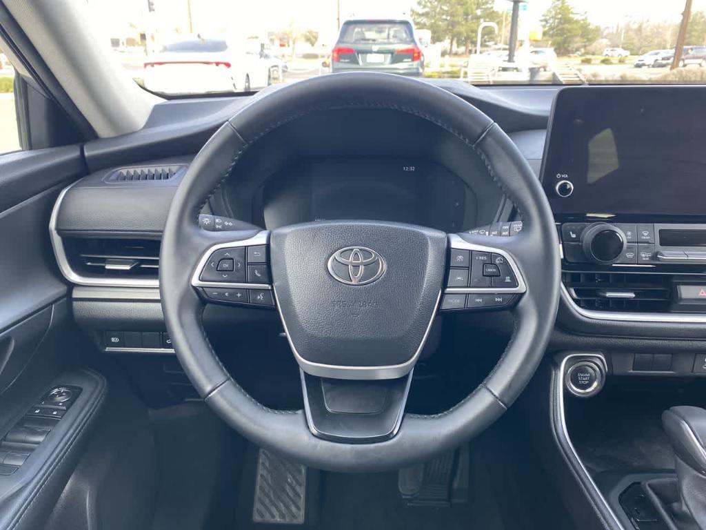 used 2025 Toyota Grand Highlander car, priced at $43,997