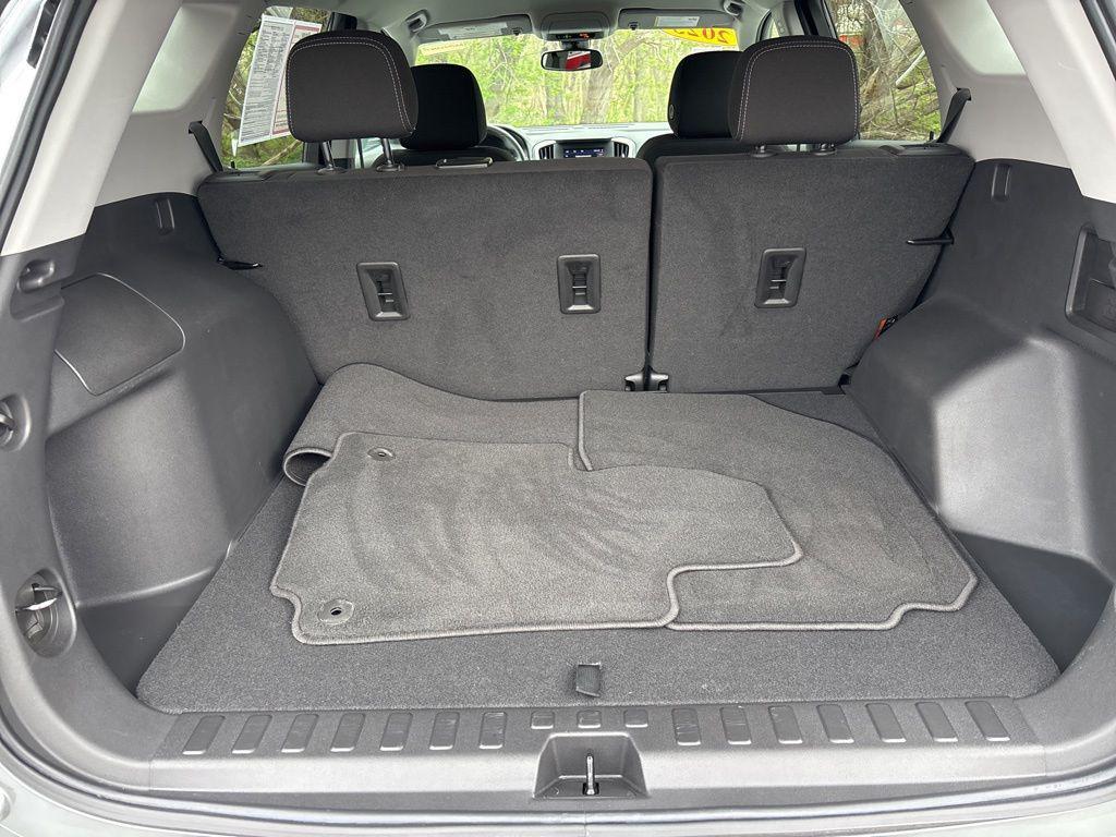 used 2023 GMC Terrain car, priced at $26,406
