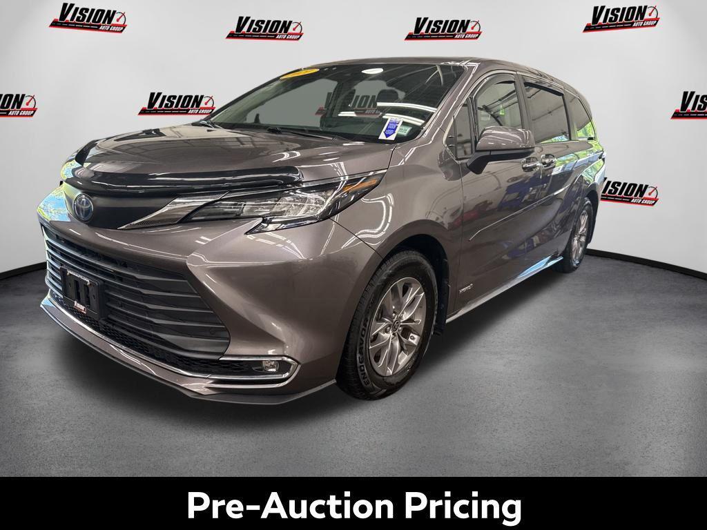 used 2021 Toyota Sienna car, priced at $39,670