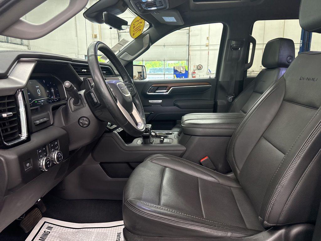 used 2023 GMC Sierra 1500 car, priced at $52,999