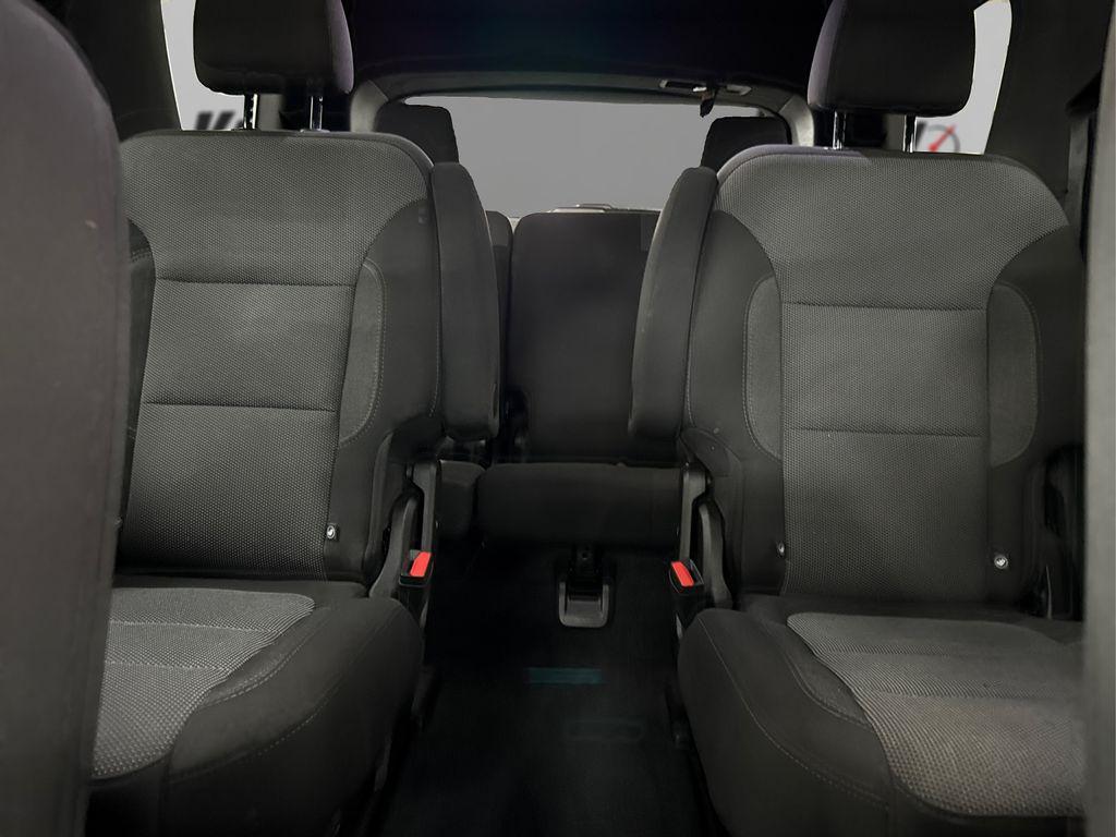 used 2023 Chevrolet Traverse car, priced at $30,413