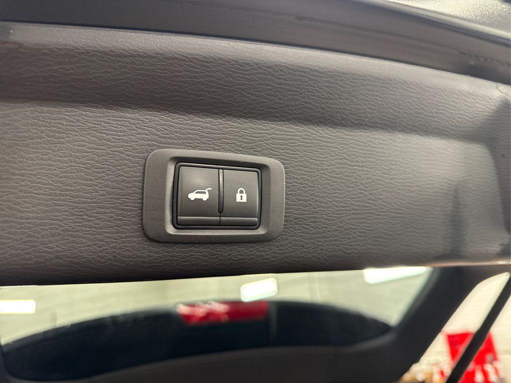 used 2024 Mitsubishi Outlander car, priced at $21,714