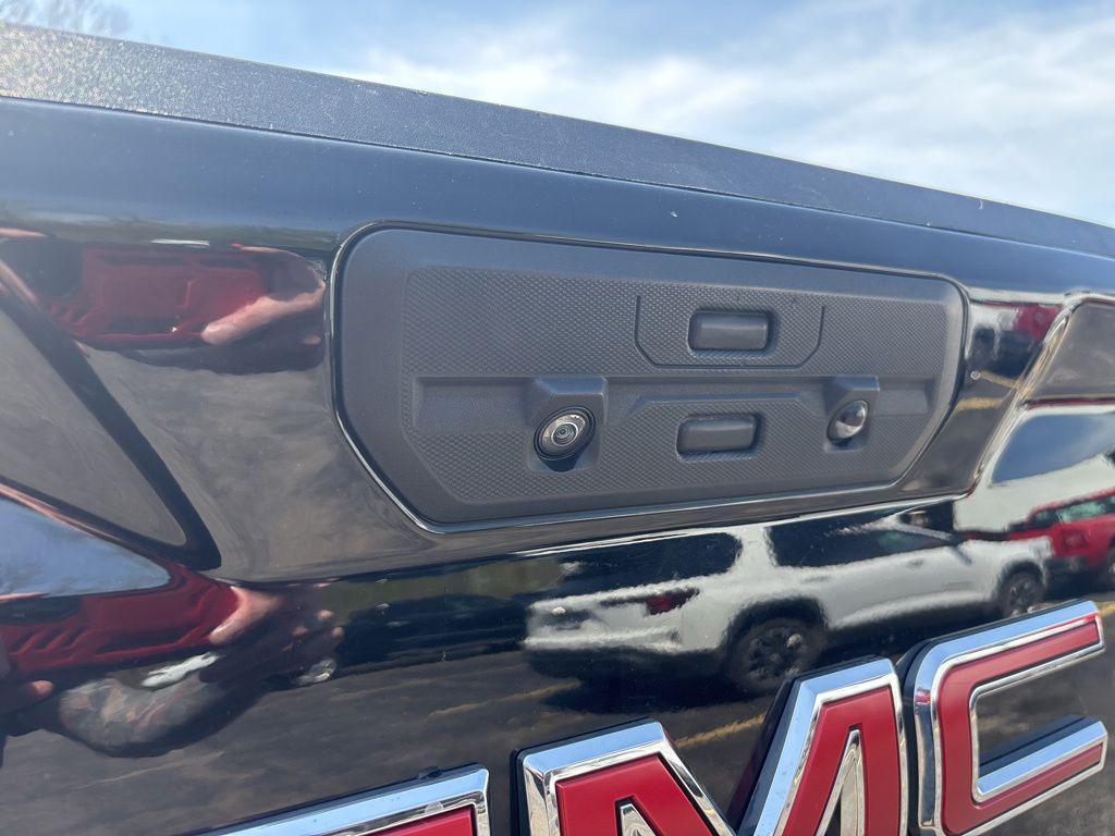 used 2022 GMC Sierra 1500 car, priced at $39,999