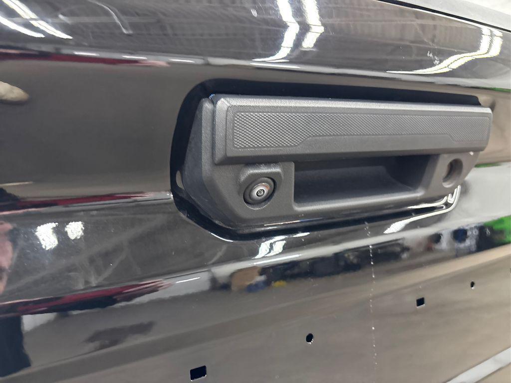 used 2024 GMC Canyon car, priced at $33,999