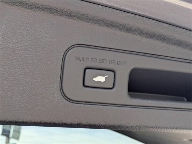 new 2026 Acura MDX car, priced at $61,350