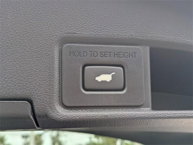 new 2025 Acura RDX car, priced at $46,650