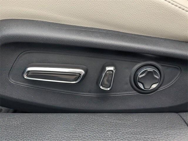 used 2025 Acura Integra car, priced at $30,499