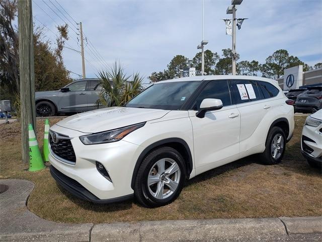 used 2021 Toyota Highlander car, priced at $23,995