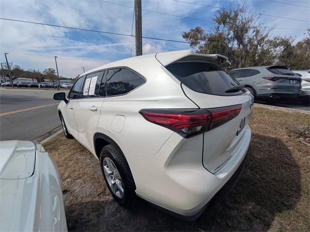 used 2021 Toyota Highlander car, priced at $23,995