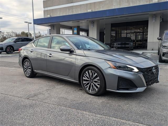 used 2023 Nissan Altima car, priced at $15,999