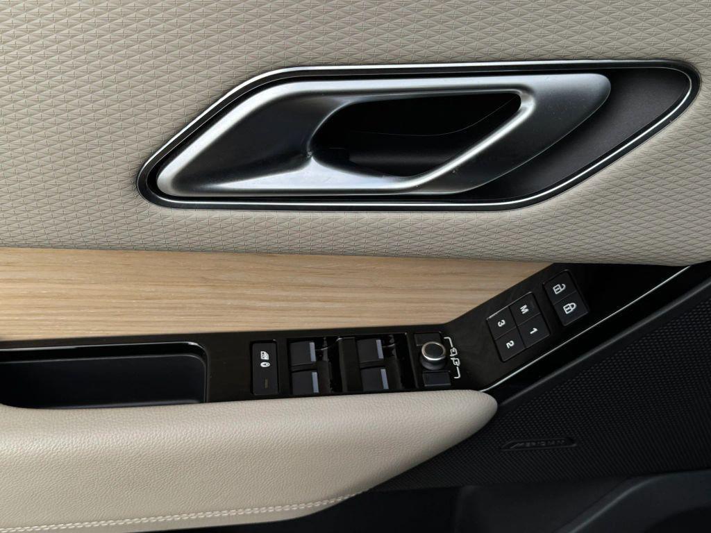 used 2021 Land Rover Range Rover Velar car, priced at $25,995