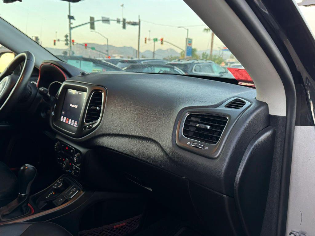 used 2019 Jeep Compass car