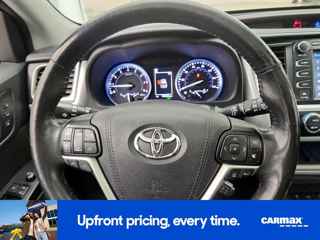 used 2017 Toyota Highlander car, priced at $26,998