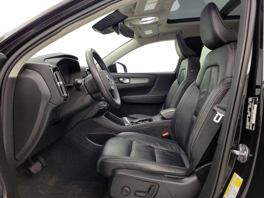 used 2023 Volvo XC40 car, priced at $25,998