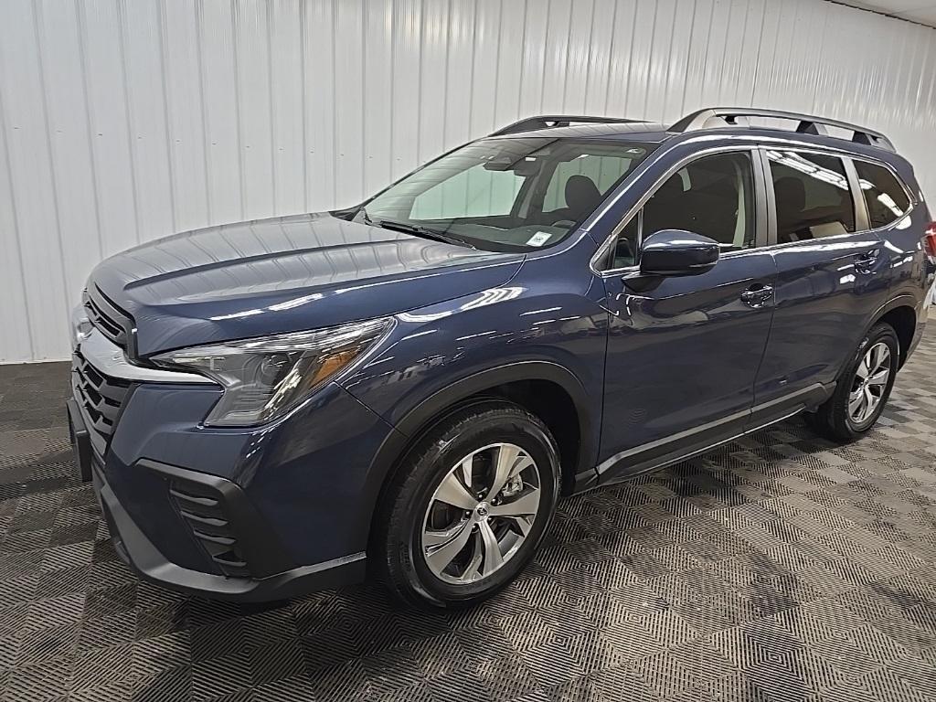 used 2024 Subaru Ascent car, priced at $30,999