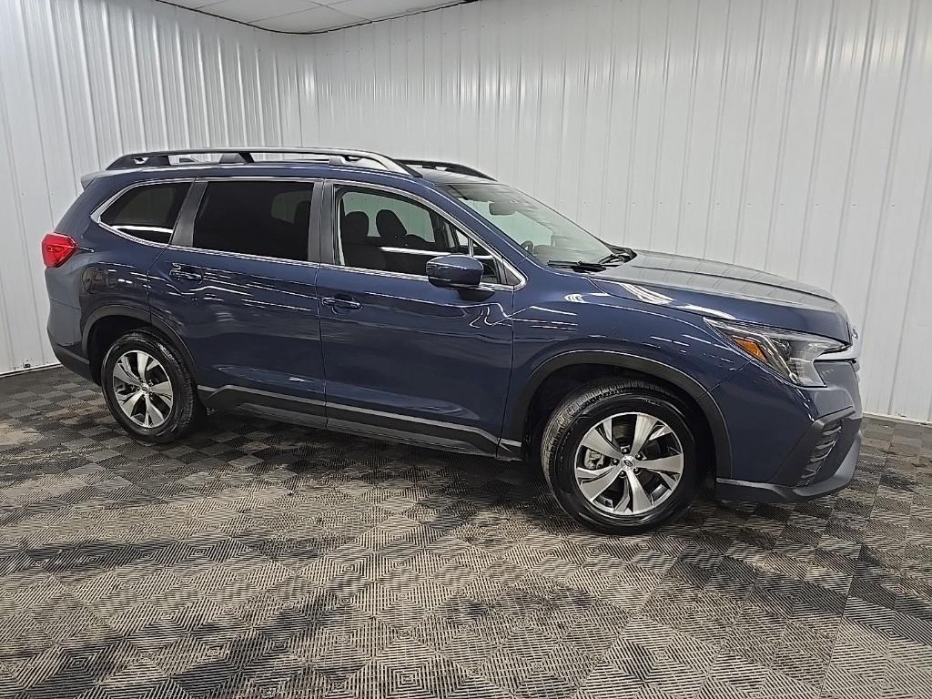 used 2024 Subaru Ascent car, priced at $30,999