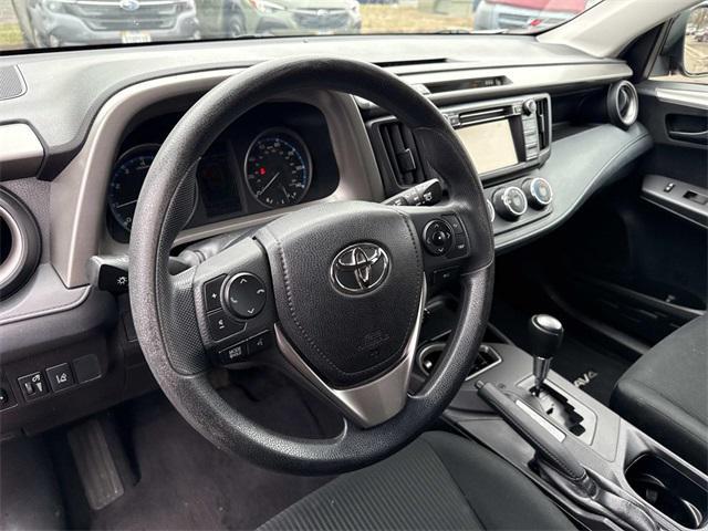 used 2018 Toyota RAV4 car