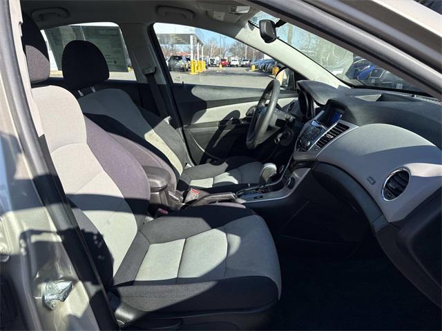 used 2013 Chevrolet Cruze car, priced at $4,250
