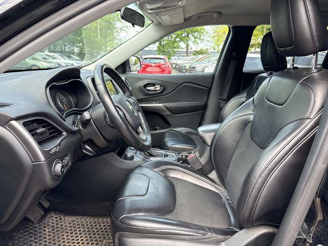 used 2019 Jeep Cherokee car, priced at $14,498