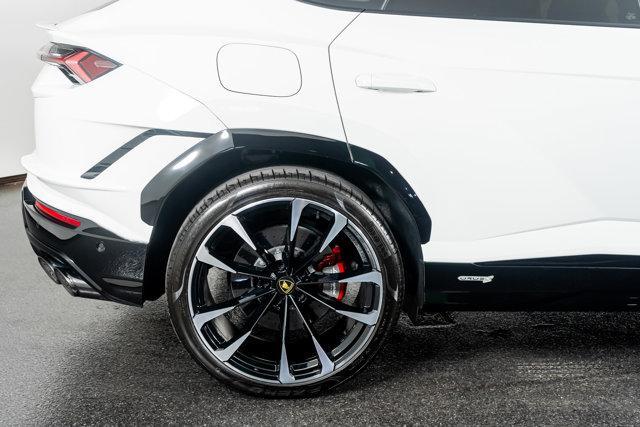used 2023 Lamborghini Urus car, priced at $249,998