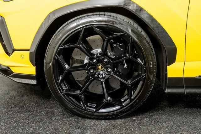 used 2023 Lamborghini Urus car, priced at $299,998