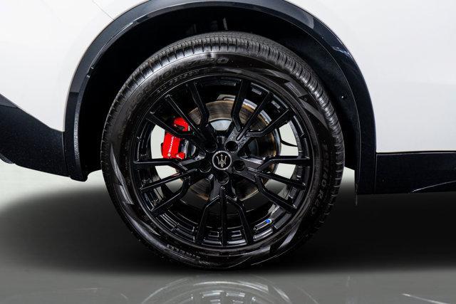 used 2025 Maserati Grecale car, priced at $67,198