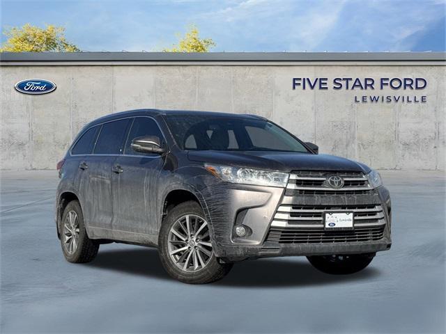 used 2019 Toyota Highlander car, priced at $23,500