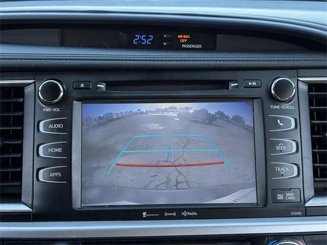 used 2019 Toyota Highlander car, priced at $23,500